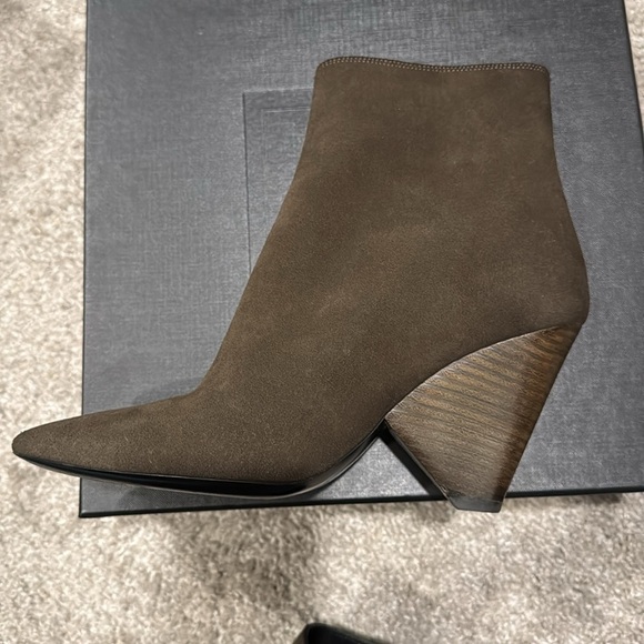 ✨SAINT LAURENT Niki Ankle Boots✨beautiful ❤️ - Picture 5 of 9